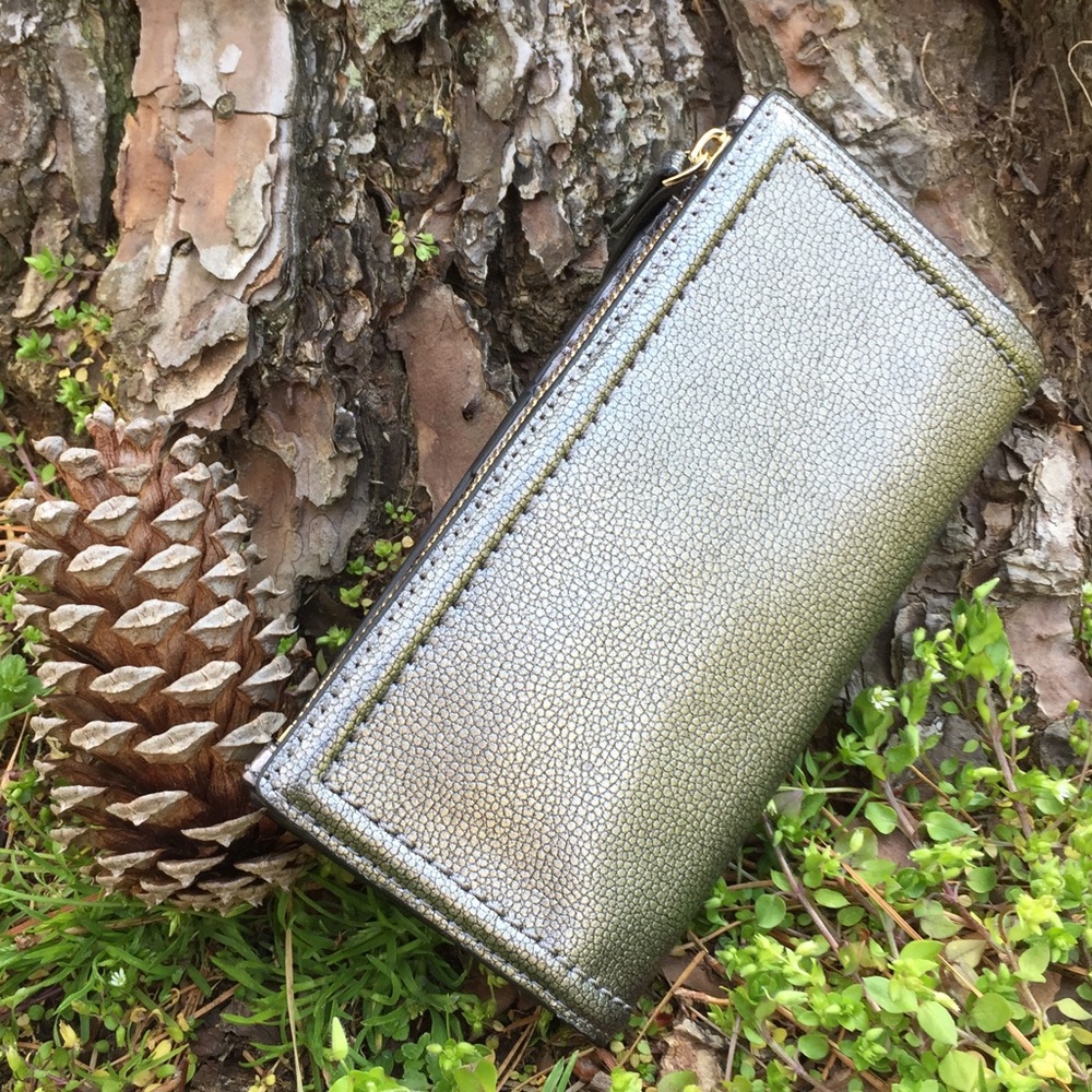 Kate Spade ♠️ Wallet “The Tin man” 🤖 - Picture 3 of 8